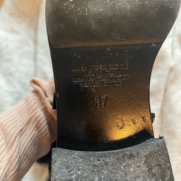 Patent leather and real fur booties - Picture 7 of 9